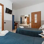 Ora *