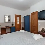 招待所 Ora *